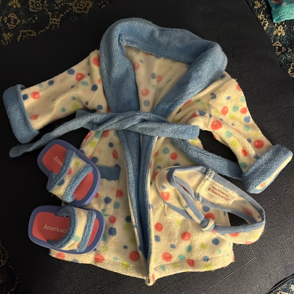 American girl, accessories, robe slipper, and headband